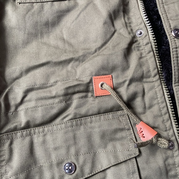 David Outerwear winter coat. Size XL - Picture 4 of 10